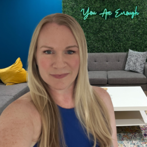 Profile photo of Julie McLaughlin